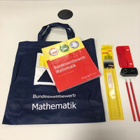 Mathe-Set im Beutel: Buch und Materialien
